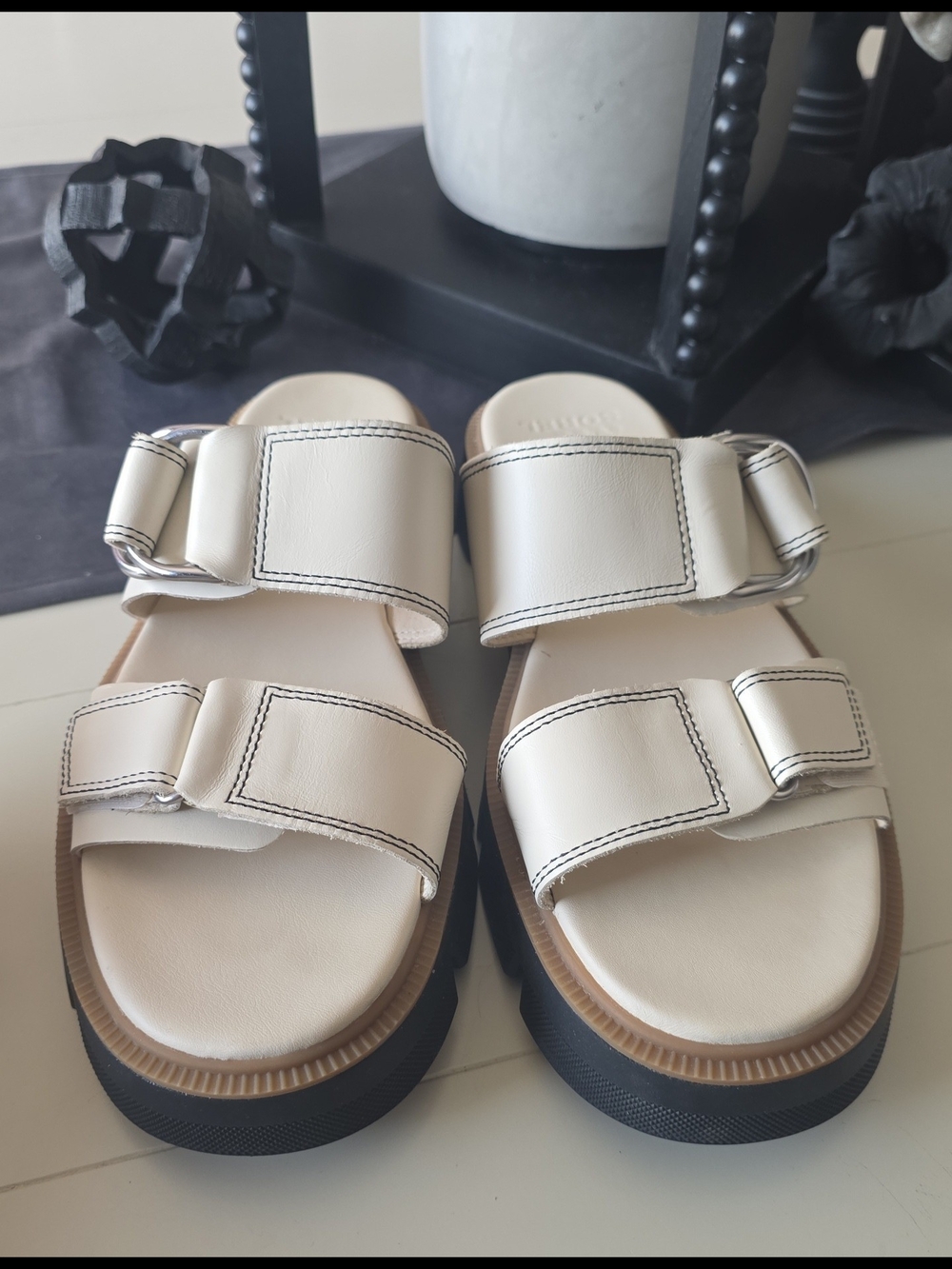 Sorel 8.5 Cream Leather Dual-Strap Slide Sandals